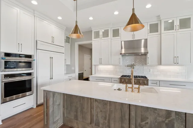 $1,459,900 | W279N6010 Serenity Drive, Sussex, WI 53089