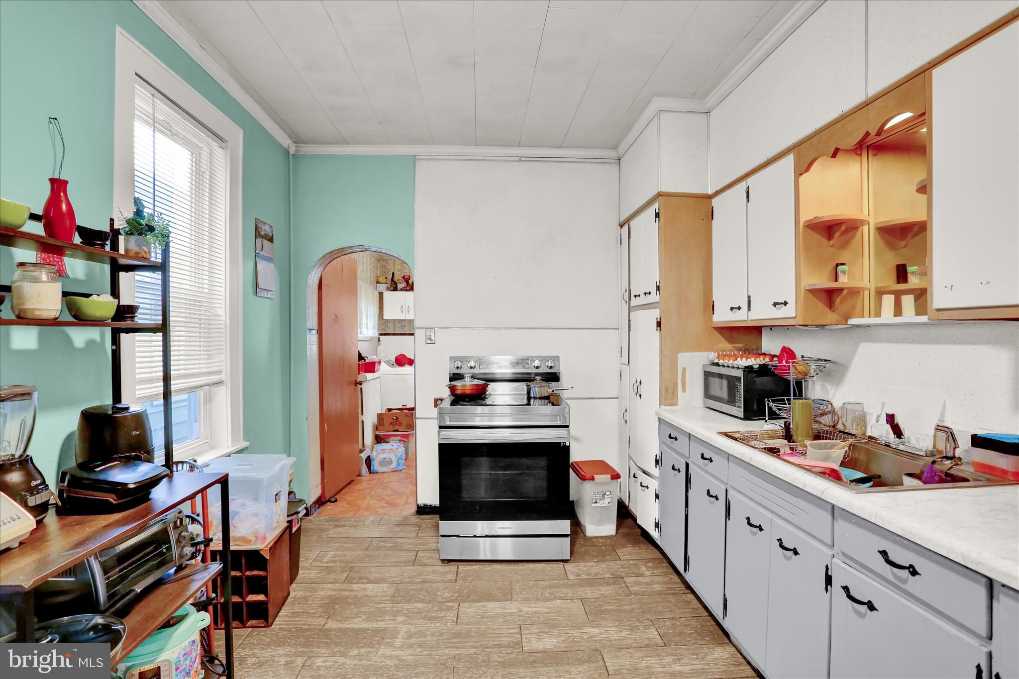 512 South 6th Street Reading, PA 19602 - Photo 8 of 30 3I3A2965