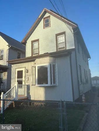 $264,900 | 121 Maple Avenue, Westville, NJ 08093