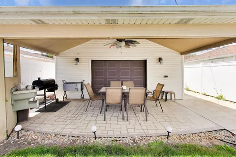 $265,000 | 1118 Bohland Avenue, Bellwood, IL 60104