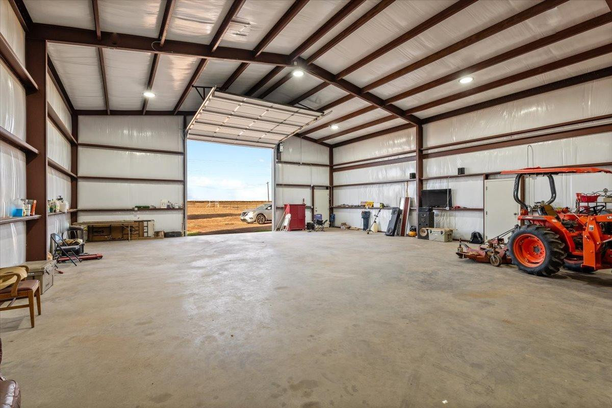 1124 Alaska Road Levelland, TX 79336 - Photo 9 of 40 Photo 10