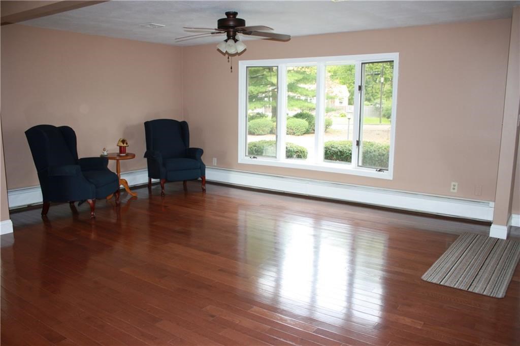 81 Mellon Road Warwick, RI 02889 - Photo 5 of 12 Gallery Image 5