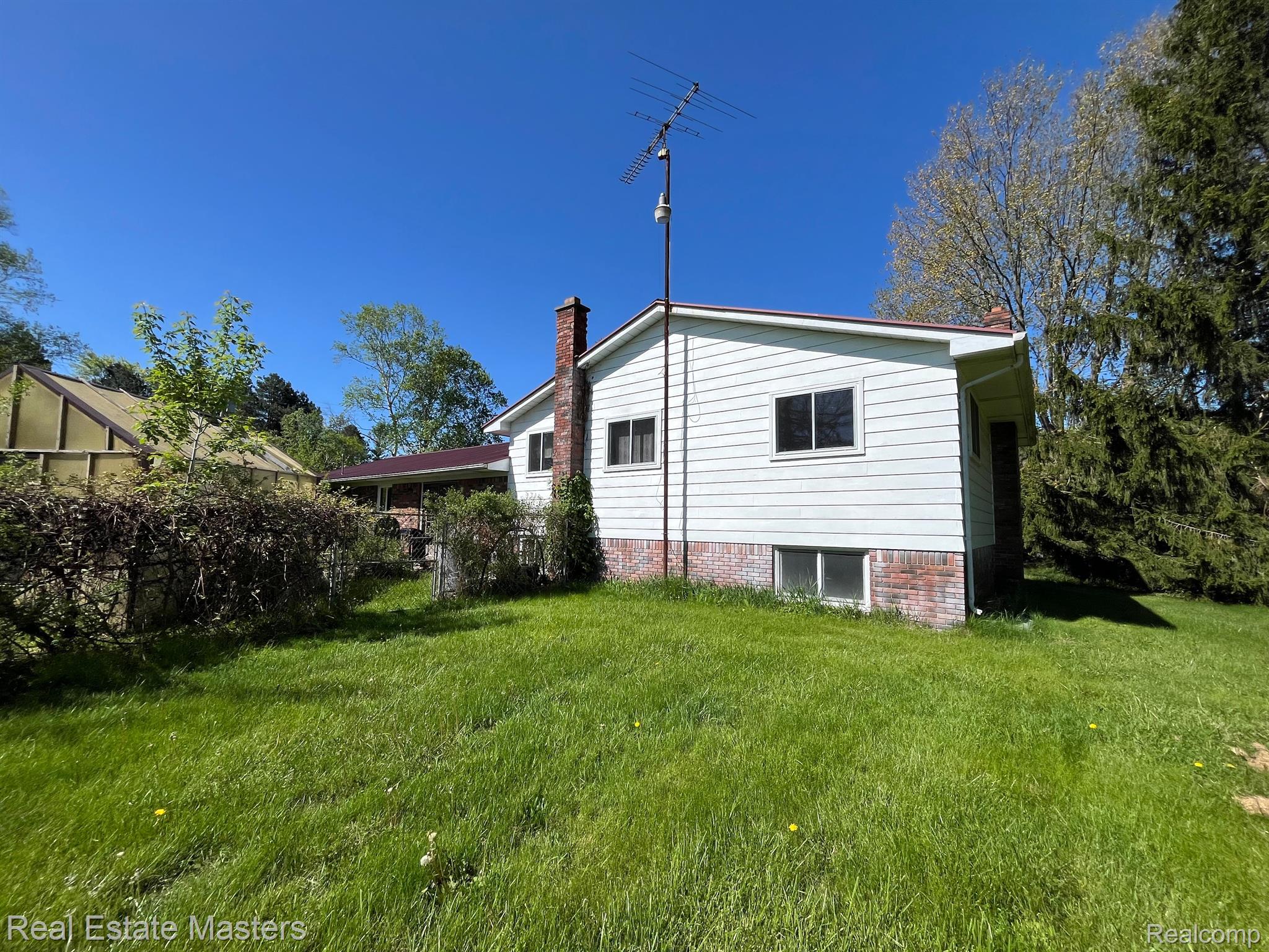 1565 South Range Road St. Clair, MI 48079 - Photo 19 of 30 Gallery Image 19