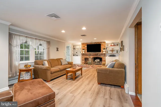 $819,000 | 101 North Norwood Avenue, Newtown, PA 18940