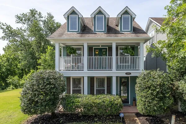$399,900 | 289 Island Bluff Drive, Memphis, TN 38103