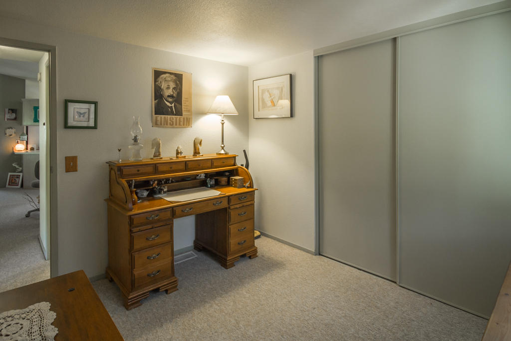14791 Ravine Road Redding, CA 96003 - Photo 6 of 13 bed2