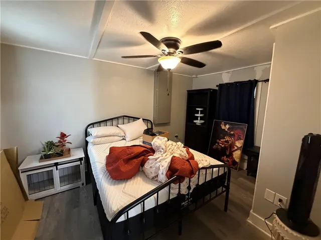 $1,000 | 3421 Main Street, Bedias, TX 77831