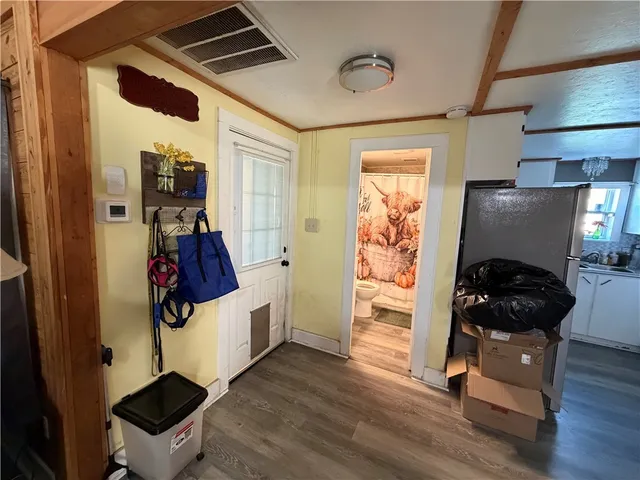 $1,000 | 3421 Main Street, Bedias, TX 77831