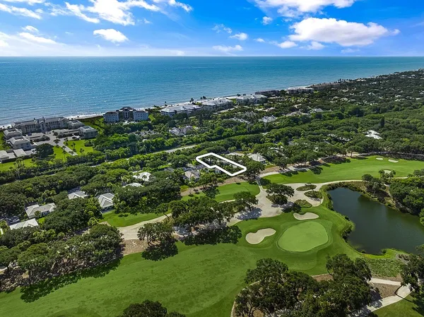 $3,150,000 | 233 Silver Moss Drive, Vero Beach, FL 32963
