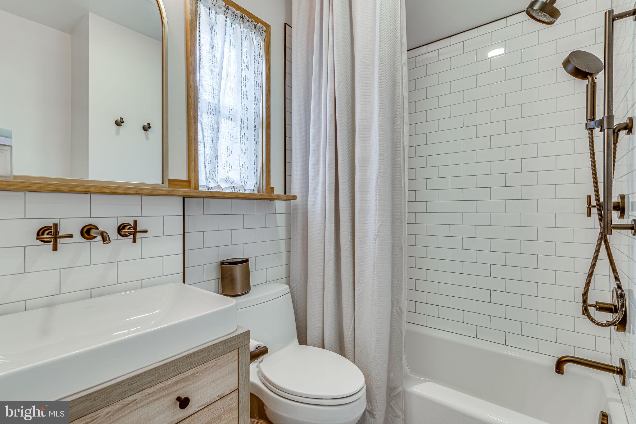 1224 Aspen Street Northwest Washington, DC 20012 - Photo 20 of 33