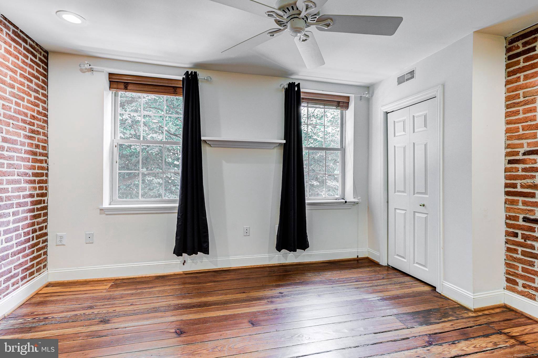 1120 Riverside Avenue Baltimore, MD 21230 - Photo 31 of 40 2nd level front bedroom 3