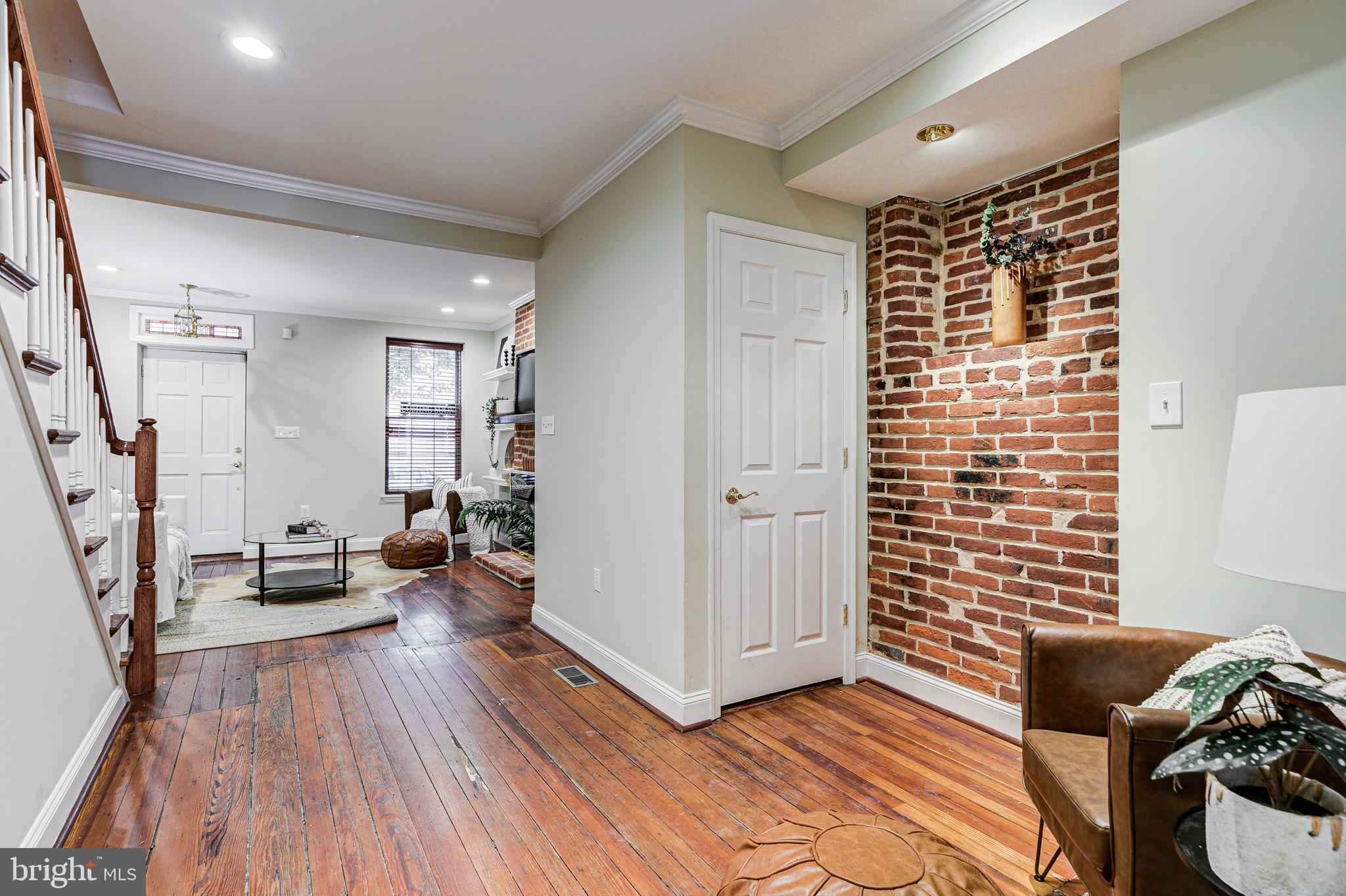 1120 Riverside Avenue Baltimore, MD 21230 - Photo 10 of 40