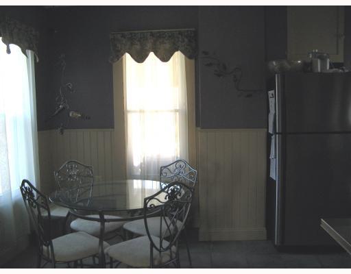 4177 Edinburg Road New Castle, PA 16102 - Photo 6 of 10 Kitchen.