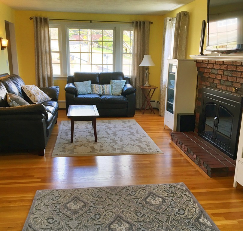 115 Bower Road Braintree, MA 02184 - Photo 2 of 22 Gallery Image 2