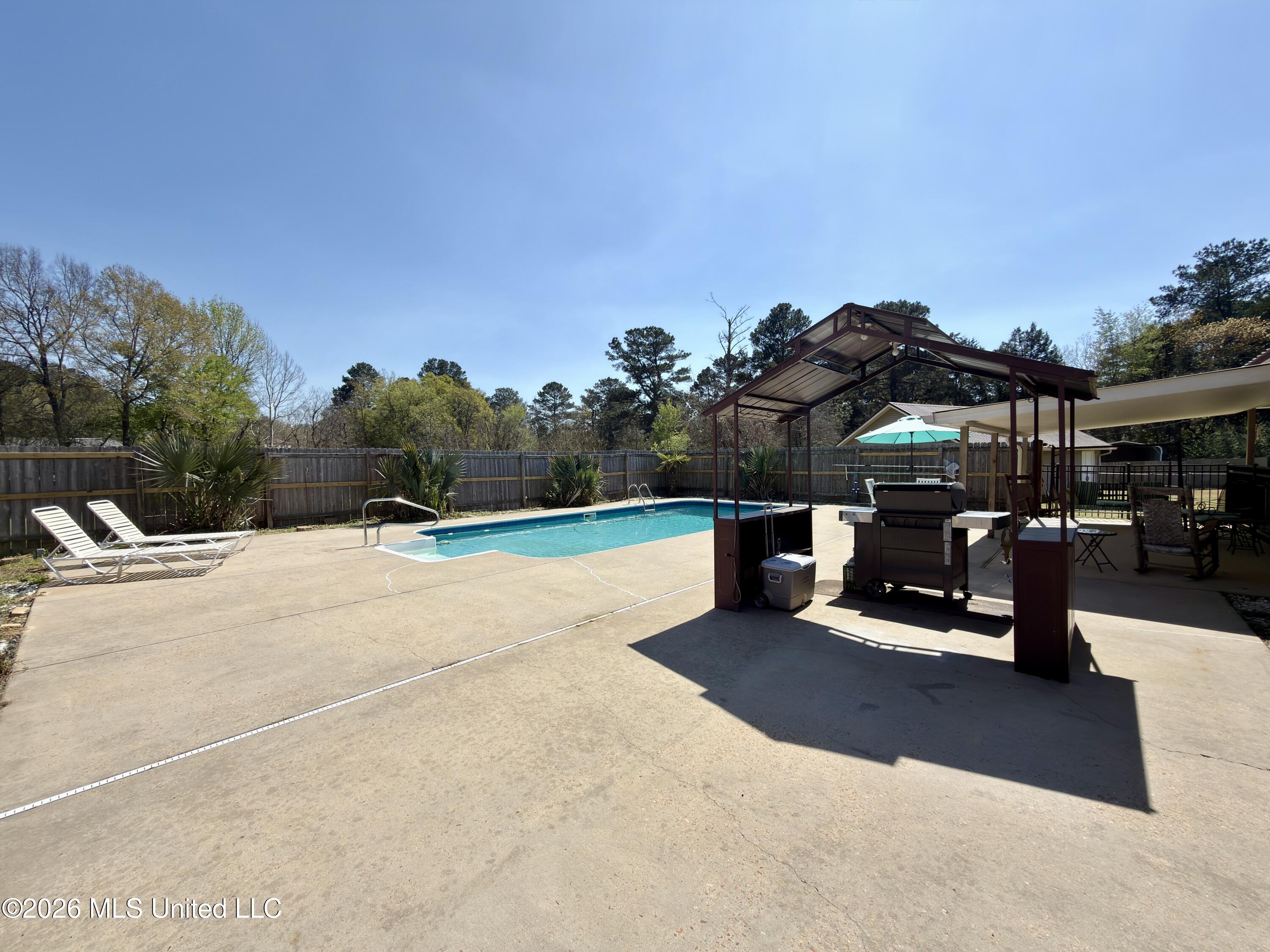 406 Wayne Street Clinton, MS 39056 - Photo 31 of 35 waynepool