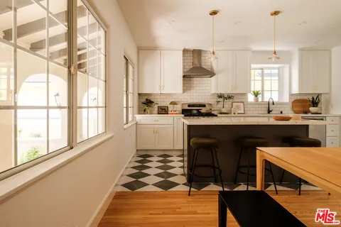 $1,499,000 | 3739 Virginia Road, Los Angeles, CA 90016