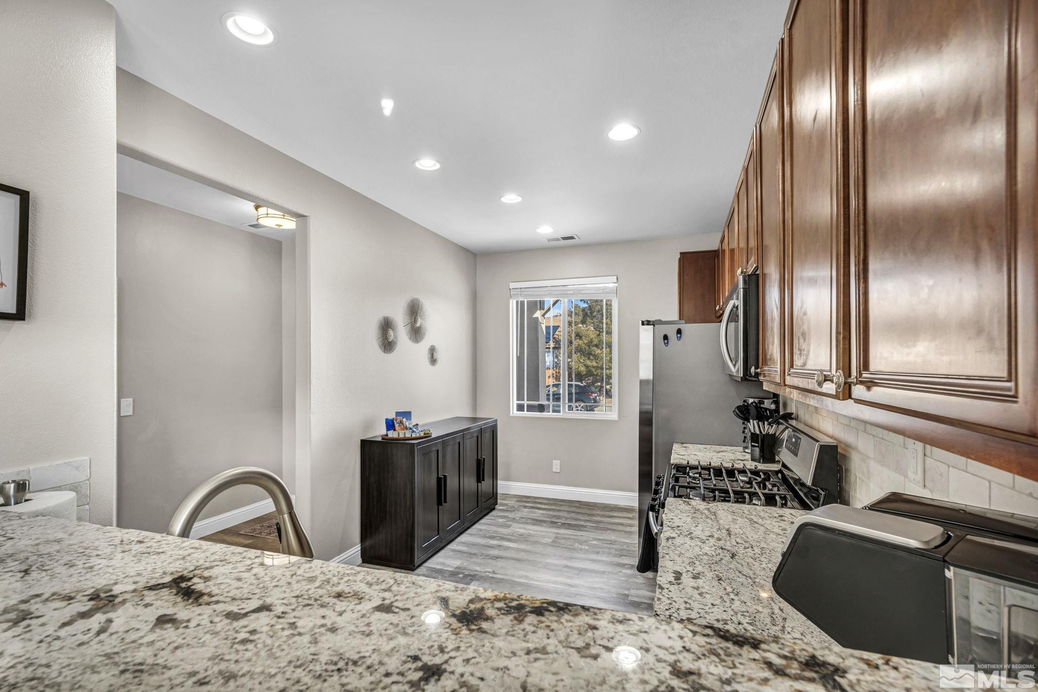 2296 Rio Lobo Lane Reno, NV 89521 - Photo 8 of 32 Photo 8