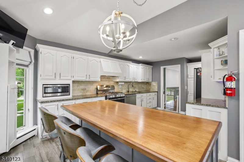 22 Woodhaven Road Parsippany, NJ 07054 - Photo 20 of 49