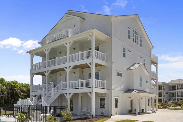 $2,896,400 | 145 Ocean View Lane, North Topsail Beach, NC 28460
