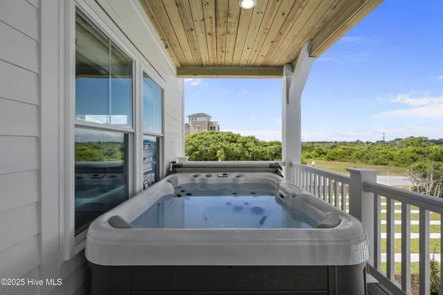 $2,896,400 | 145 Ocean View Lane, North Topsail Beach, NC 28460