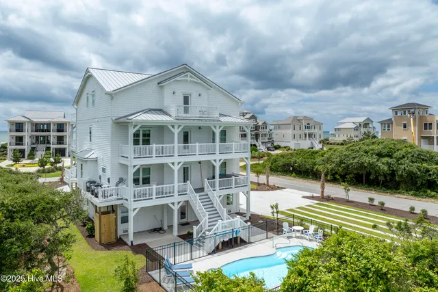 $2,896,400 | 145 Ocean View Lane, North Topsail Beach, NC 28460
