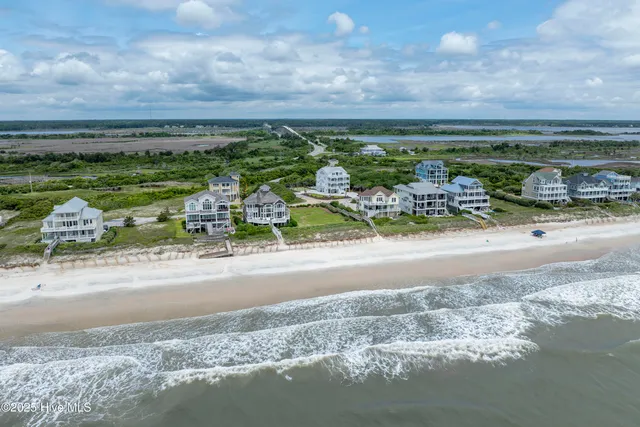 $2,896,400 | 145 Ocean View Lane, North Topsail Beach, NC 28460