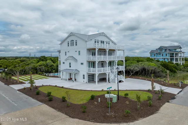 $2,896,400 | 145 Ocean View Lane, North Topsail Beach, NC 28460