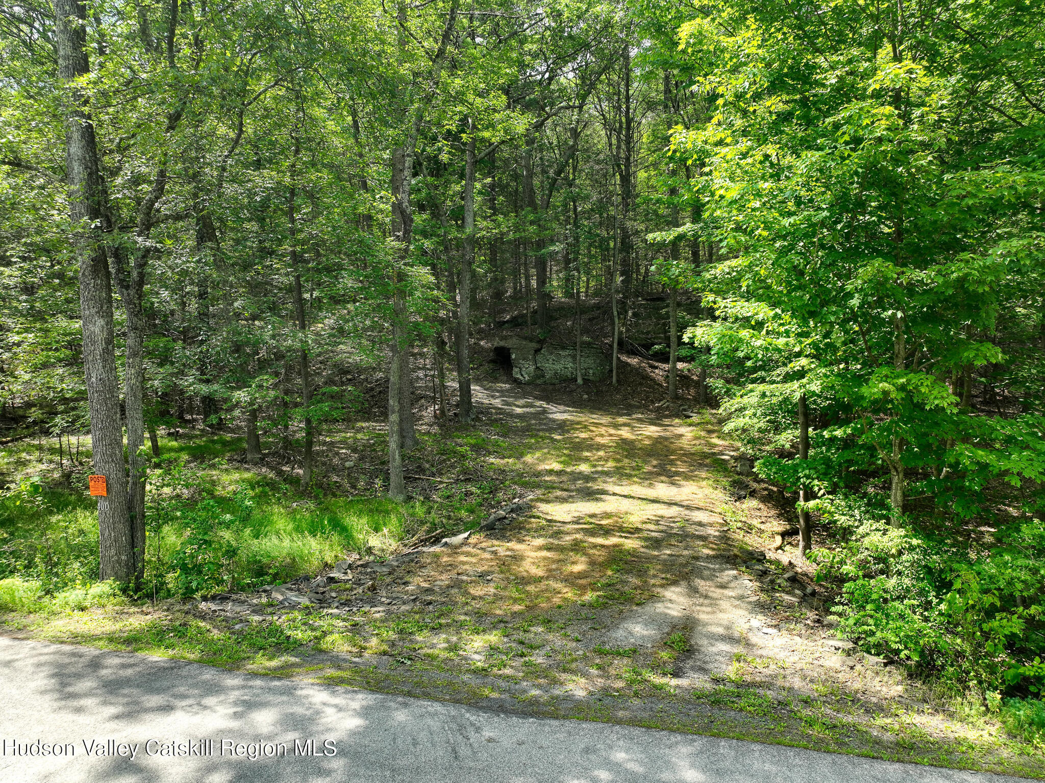 400 Stoll Road Saugerties, NY 12477 - Photo 6 of 13 Driveway 1