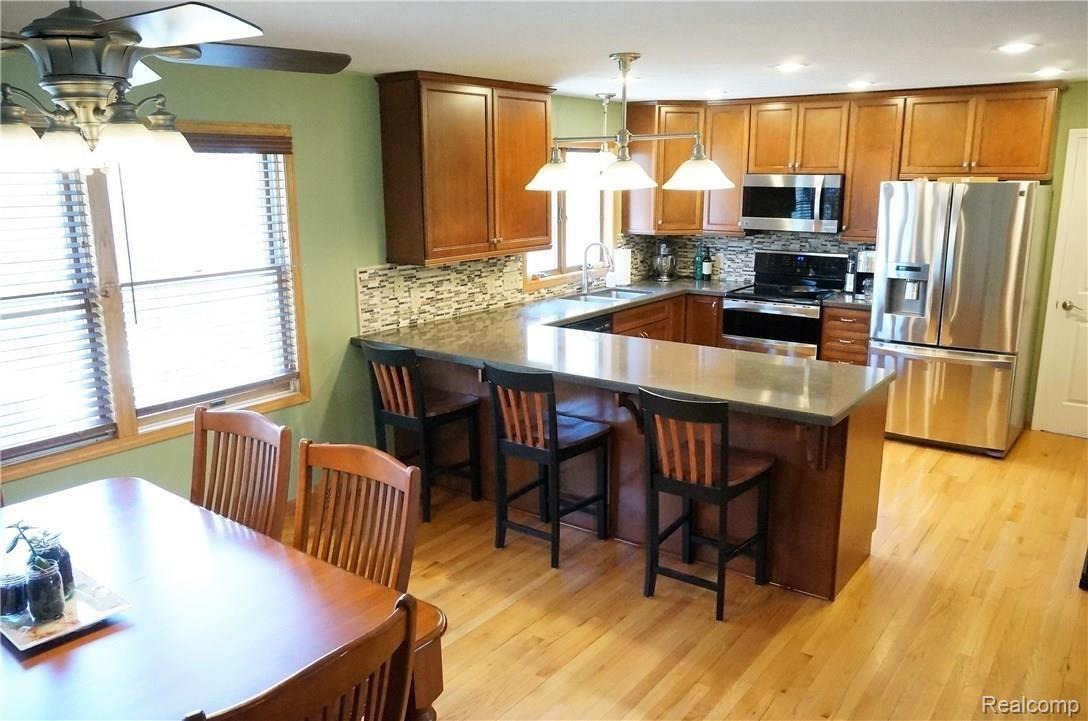 8650 Napier Road Northville, MI 48168 - Photo 8 of 32 Din to Kit.jpg
