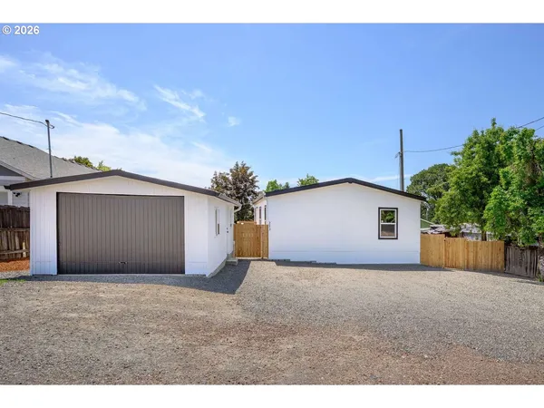 $399,000 | 253 East 7th Street, Lafayette, OR 97127