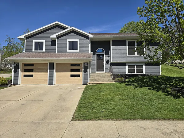 $474,900 | 478 Park Avenue, Burlington, WI 53105