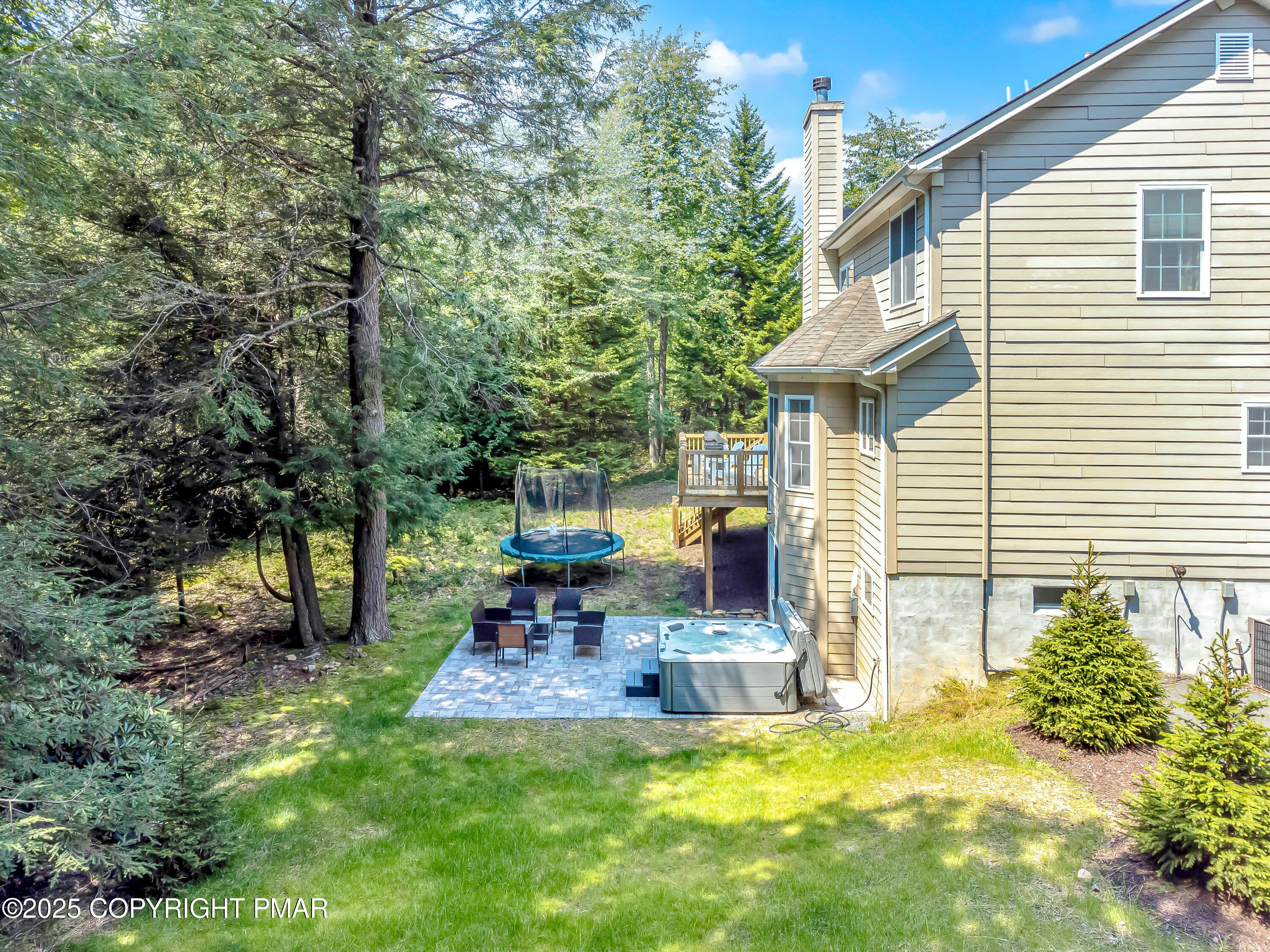 215 Hermit Thrush Road Pocono Pines, PA 18350 - Photo 26 of 40 215HermitThrushRd-45