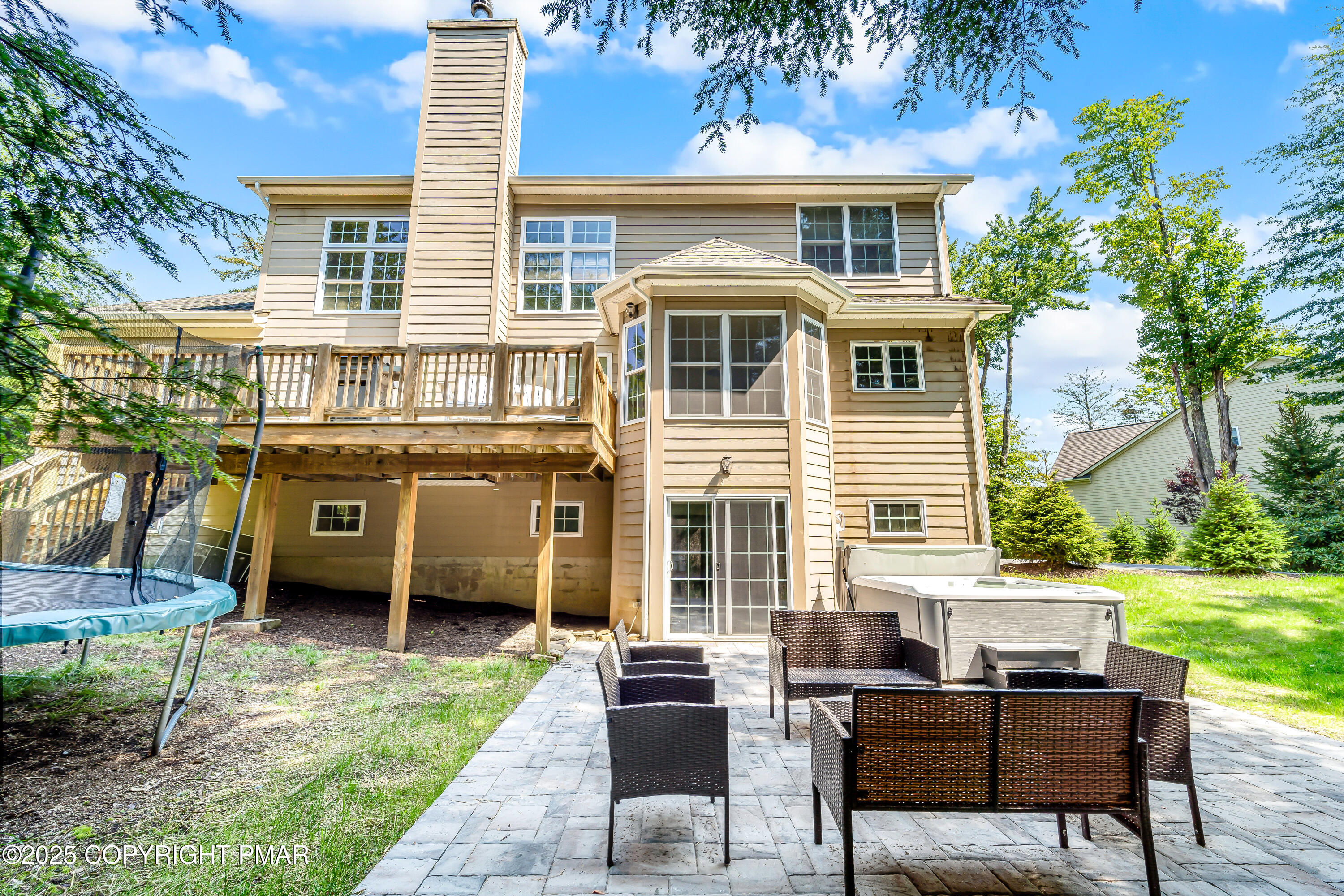 215 Hermit Thrush Road Pocono Pines, PA 18350 - Photo 37 of 40 215HermitThrushRd-35