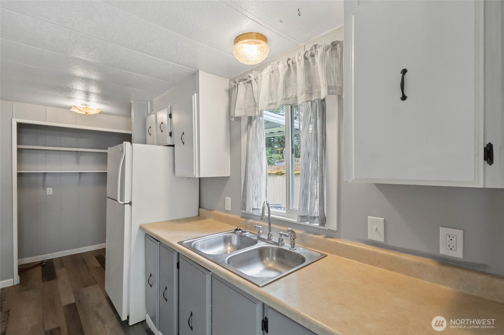 386 Boe Road Oak Harbor, WA 98277 - Photo 8 of 17 Gallery Image 8