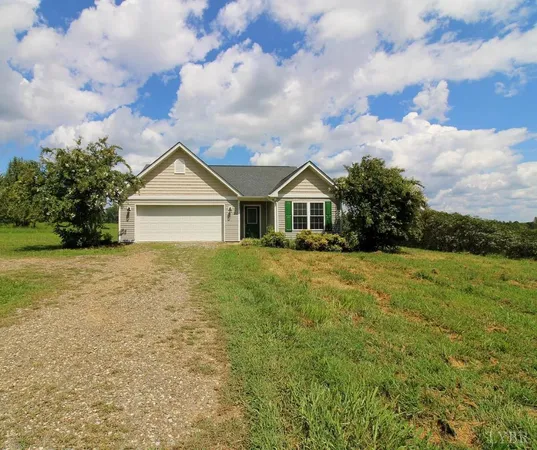 $299,900 | 5931 Five Forks Road, Pamplin, VA 23958