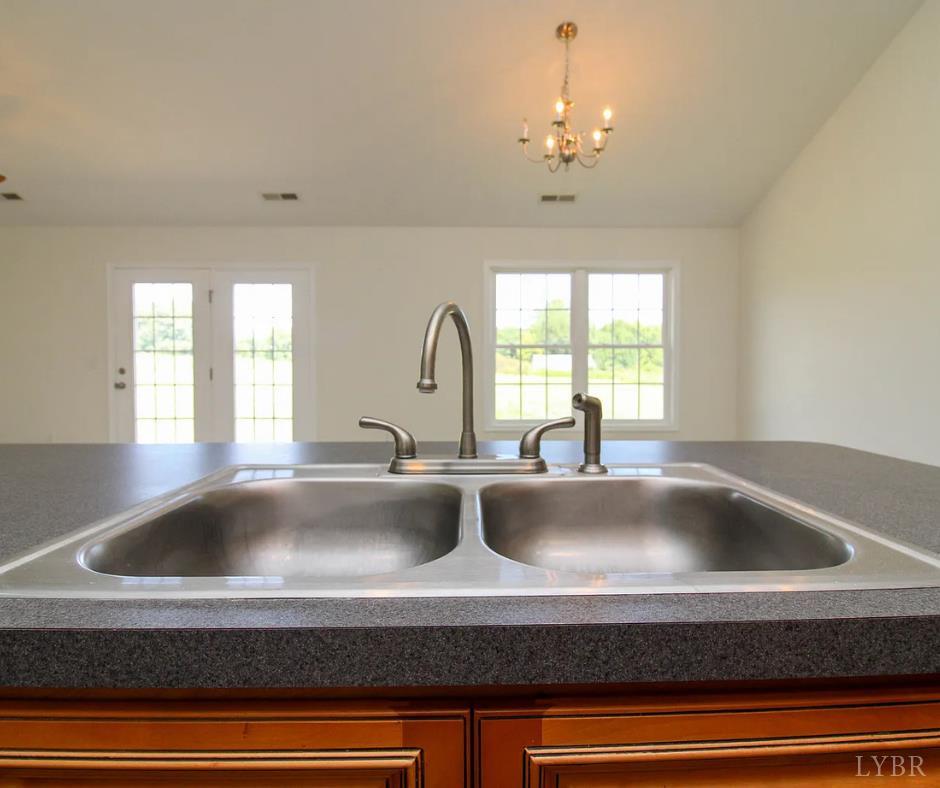 5931 Five Forks Road Pamplin, VA 23958 - Photo 9 of 19