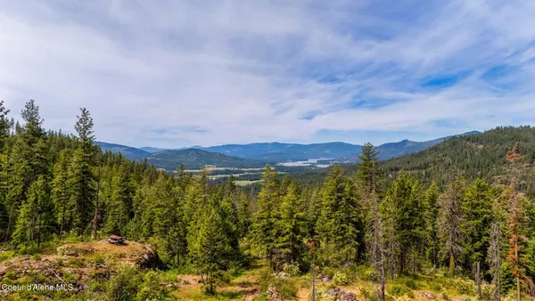 $275,000 | 911 Otts Road, Sagle, ID 83860