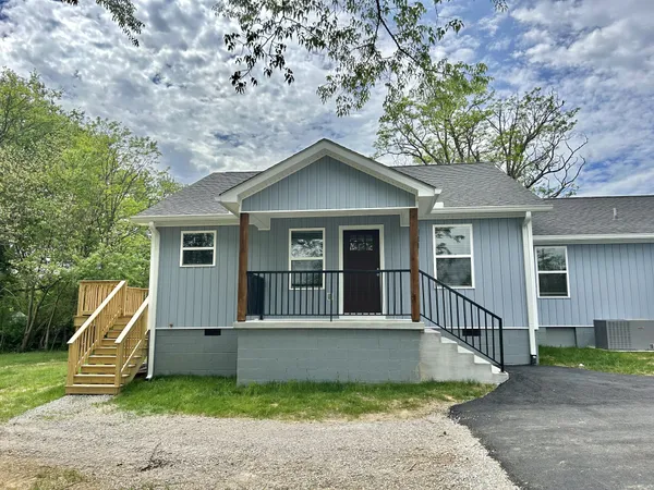 $399,900 | 113 West Coffee Street, Manchester, TN 37355