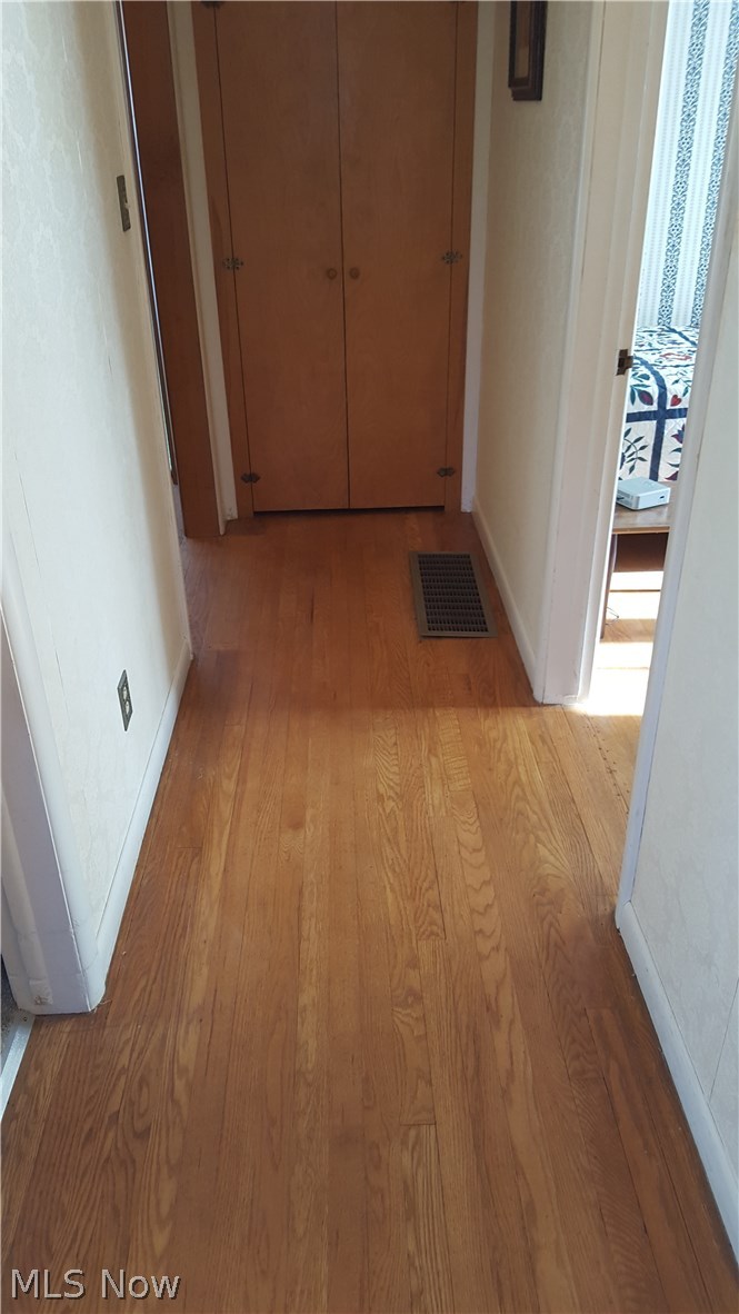 752 East Warner Road Akron, OH 44319 - Photo 6 of 10 Gallery Image 6