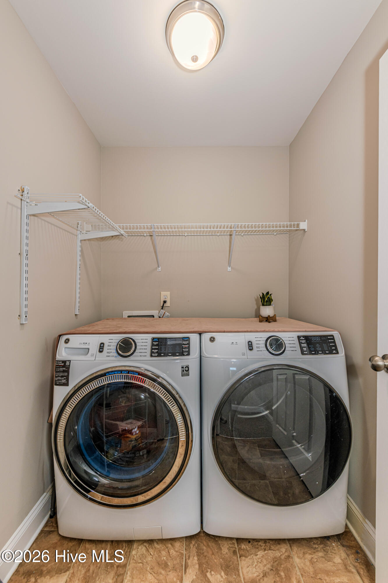 673 Morris Landing Road Holly Ridge, NC 28445 - Photo 54 of 125 Laundry room