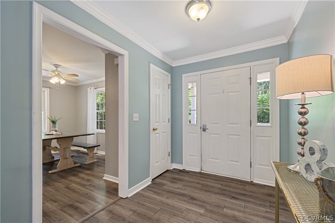 2498 Three Bridge Road Powhatan, VA 23139 - Photo 5 of 35 Gallery Image 5