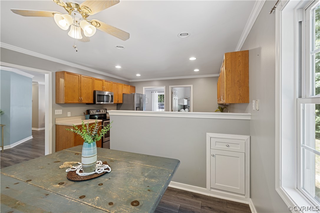 2498 Three Bridge Road Powhatan, VA 23139 - Photo 9 of 35 Gallery Image 9