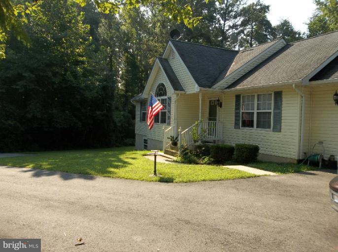 1560 Hallowing Point Road Prince Frederick, MD 20678 - Photo 2 of 13 Exterior (Front)