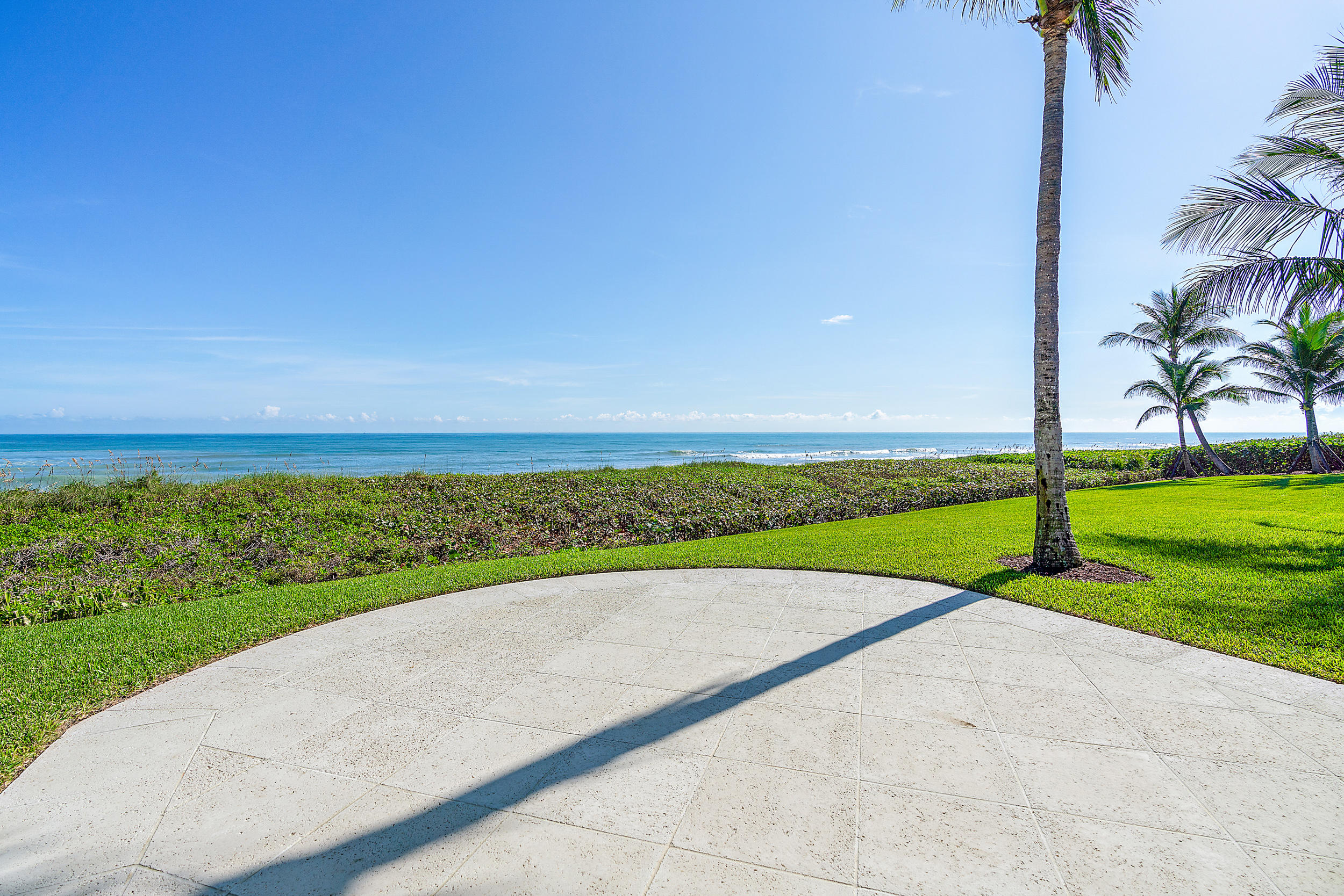 25 South Beach Road Hobe Sound, FL 33455 - Photo 24 of 28 a view of beach and ocean view