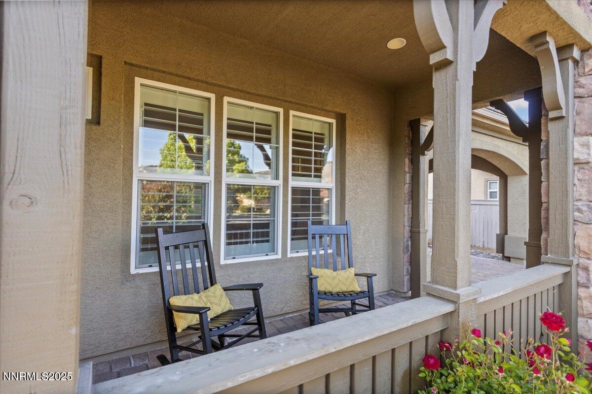 2675 Weymoor Court Reno, NV 89521 - Photo 12 of 75 51-Front patio