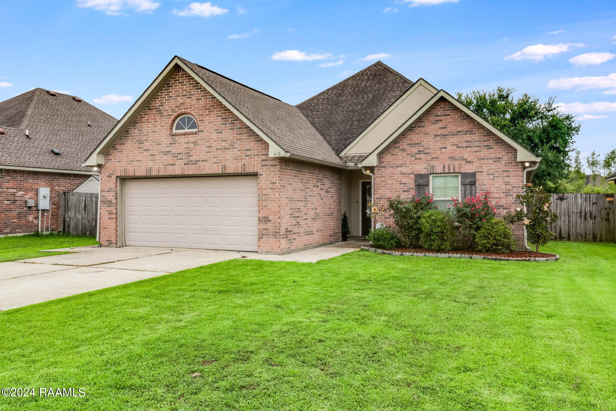 418 Clay Ridge Drive Youngsville, LA 70592 - Photo 2 of 16 2-web-or-mls-418 Clay Ridge Dr-2