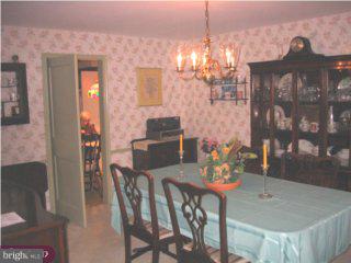 134 Holmecrest Road Jenkintown, PA 19046 - Photo 3 of 6 Gallery Image 3