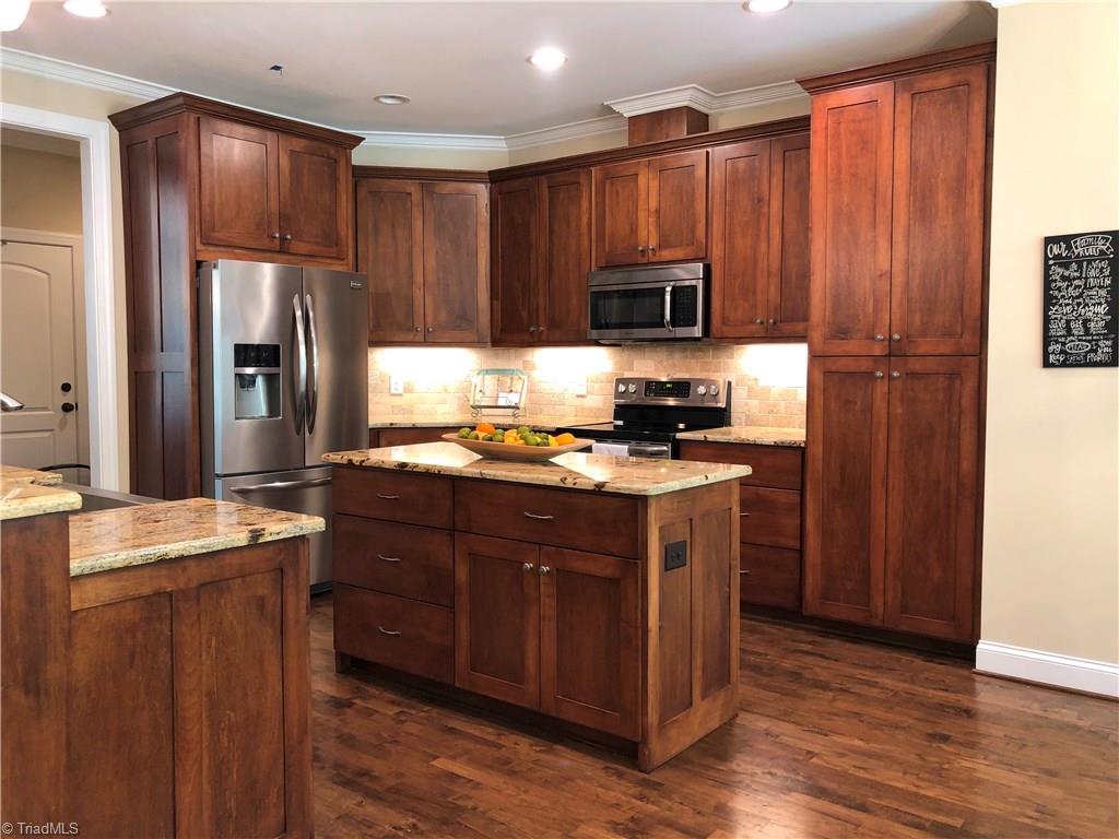 8036 Witty Road Summerfield, NC 27358 - Photo 5 of 28 Gallery Image 5