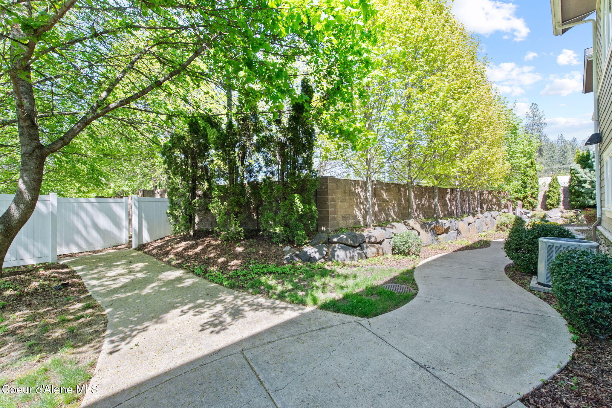 4539 Greenchain Loop, Unit 2 Coeur D'Alene, ID 83814 - Photo 30 of 36 30-web-or-mls-4539 W Greenchain Loop 2-1