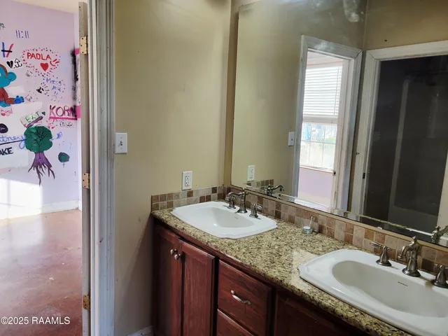 $250,000 | 721 Gazette Road, Scott, LA 70583